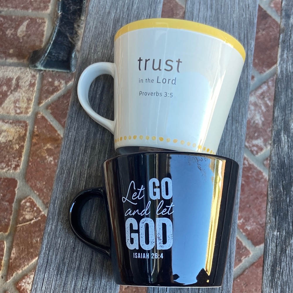 Inspirational Faith Mug Set - Black and White with Yellow Accents